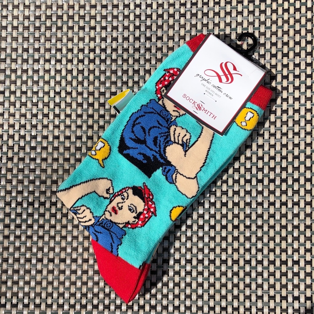 SOCK SMITH "Rosie the riveter" NWT Shoe 5-10.5